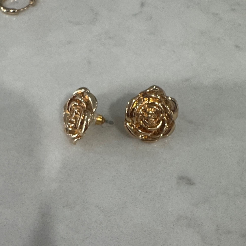 Francesca's Collections Gold Rose Earrings